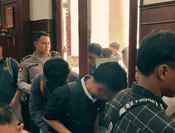 Delapan Pelanggar Konvoi di Surabaya Menjalani Sidang Tipiring
