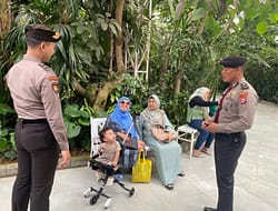 Polres Batu Libatkan Tourism Police Layani Wisatawan di Libur Panjang