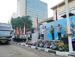Kapolri Lepas 700 Buruh Terdampak PHK Untuk Kembali Bekerja, Wujud Kolaborasi Selesaikan Permasalahan Industrial